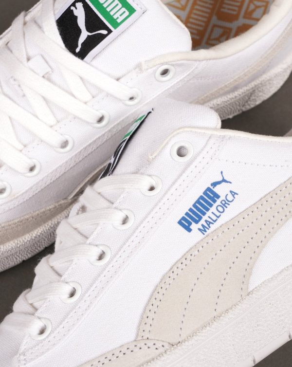 04 Navy Textured Retro Trainer